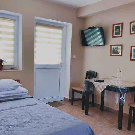 Hotel Marislav Cesnovice Dış mekan fotoğraf